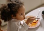 bambini che non mangiano